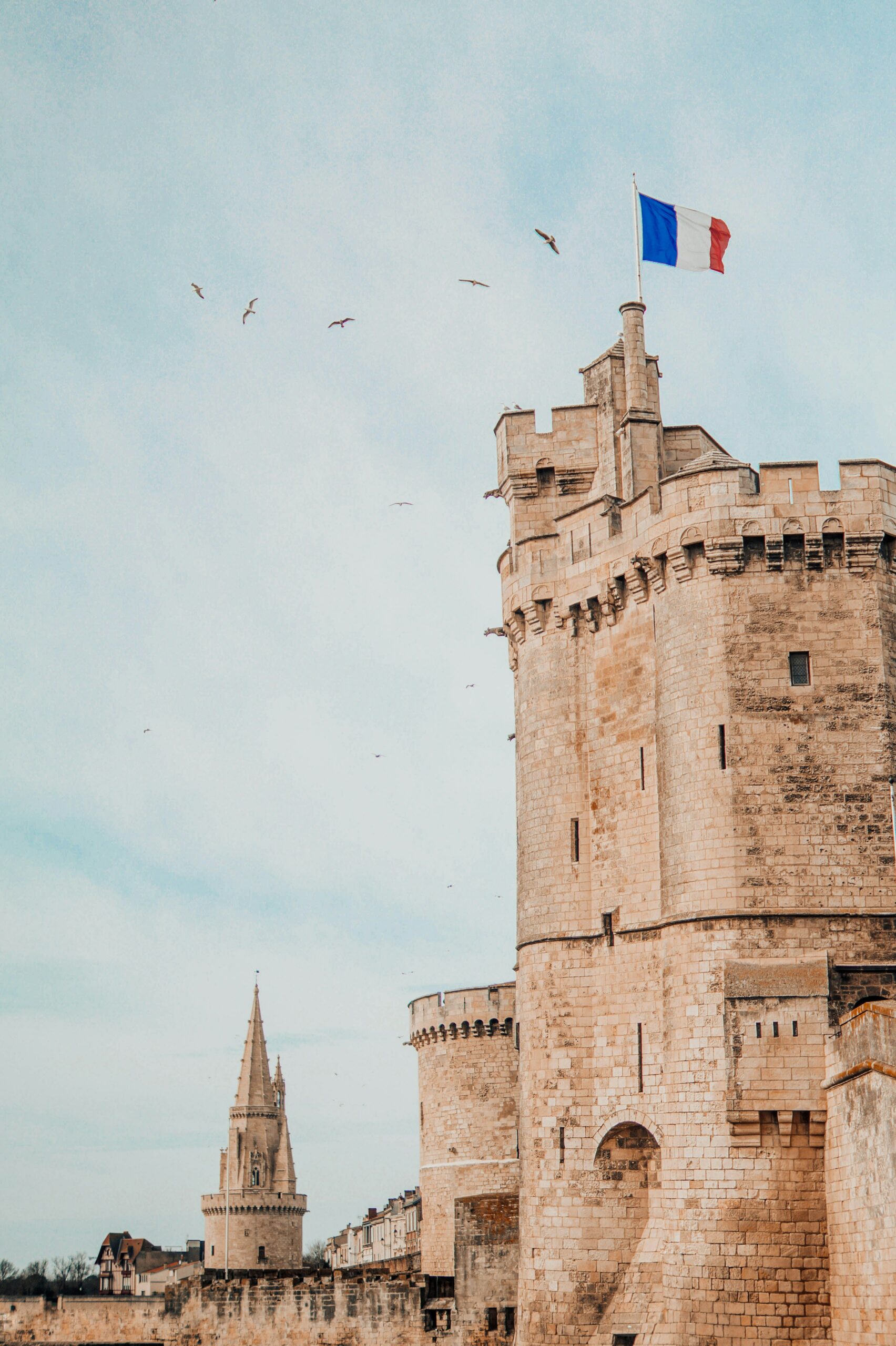 tours la rochelle